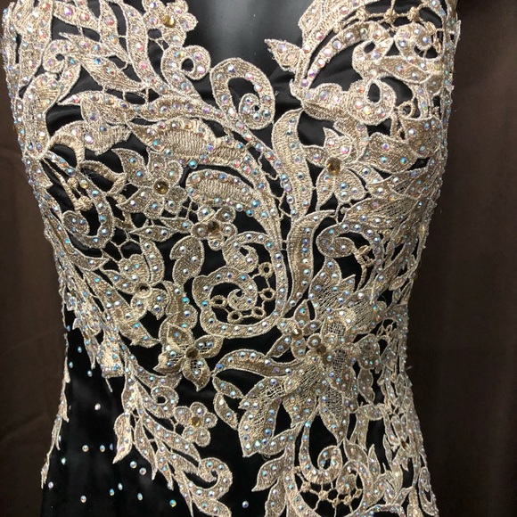 Wow $175 last reduction Envious Couture Pageant Size 00 Black & Gold need sales - Picture 3 of 12